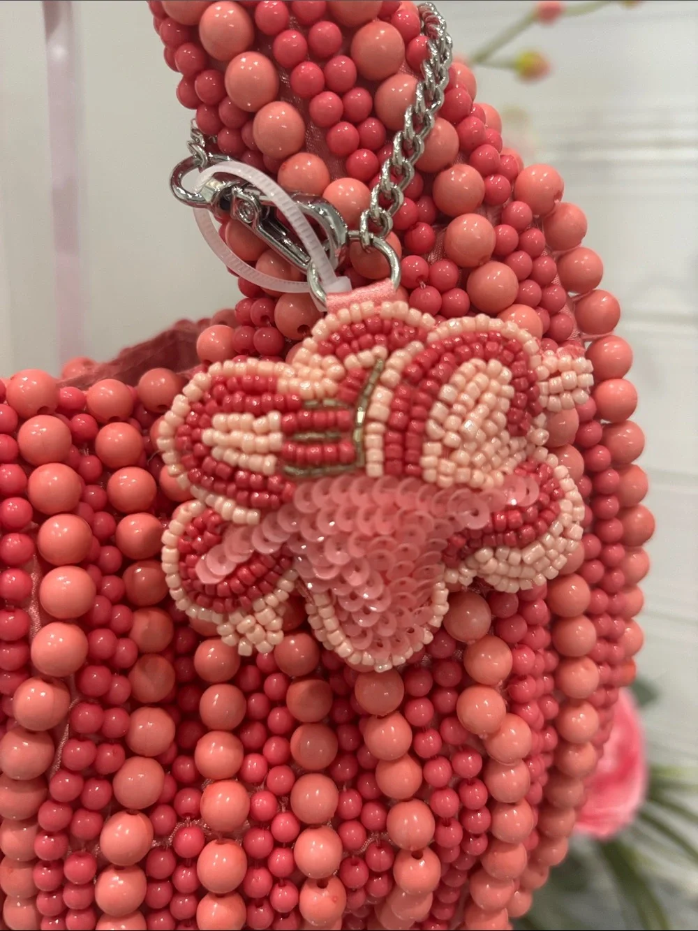 Viral hand beaded bag Handcrafted Pink Bag with Floral Charm - Picture 3 of 12